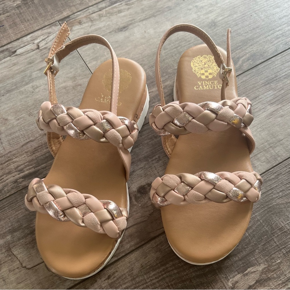 Vince Camuto Girls Sandals size 5